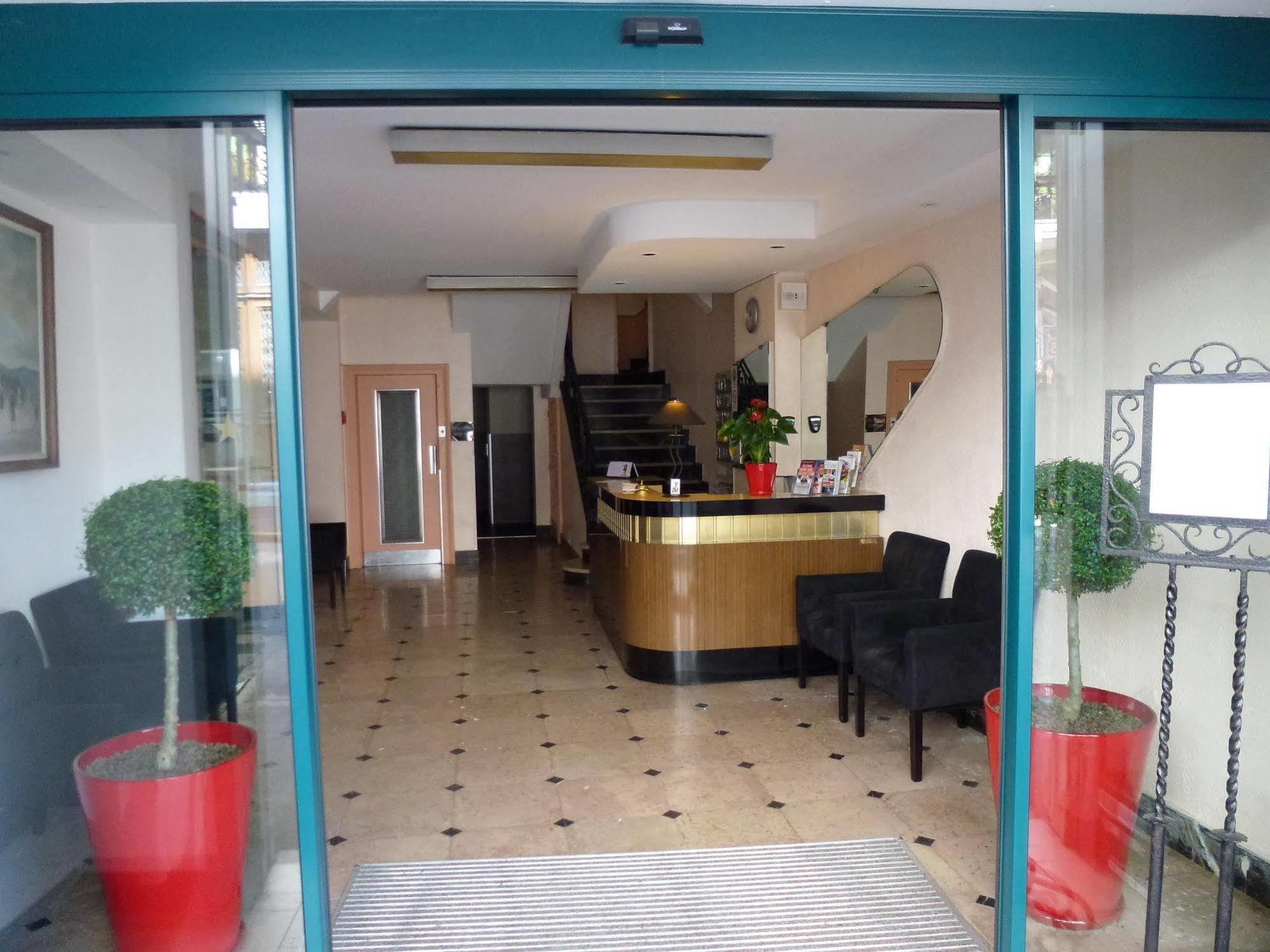 Hotel Croix Des Nordistes Lourdes Zewnętrze zdjęcie
